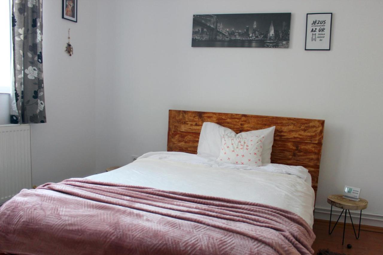 Elizabet Home Apartman Oradea Exterior photo